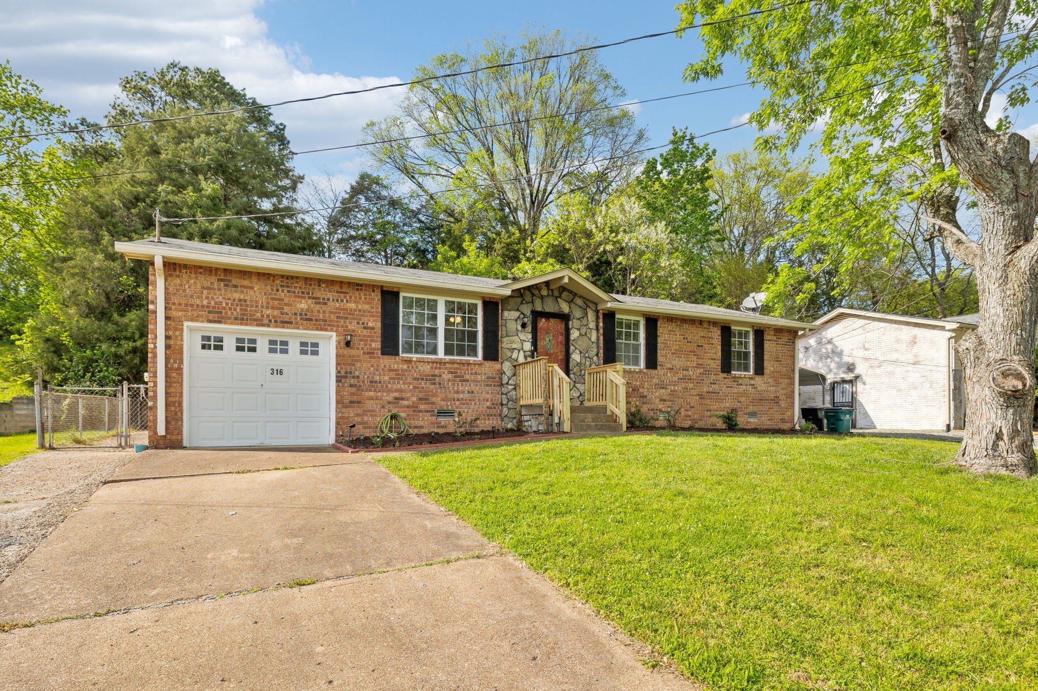 316 Townes Dr
