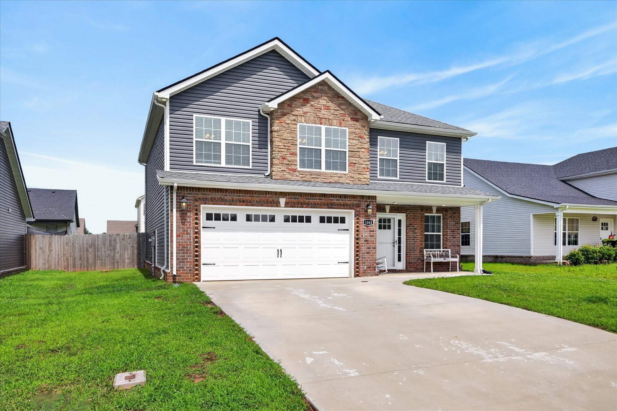 1061 Whitney Dr