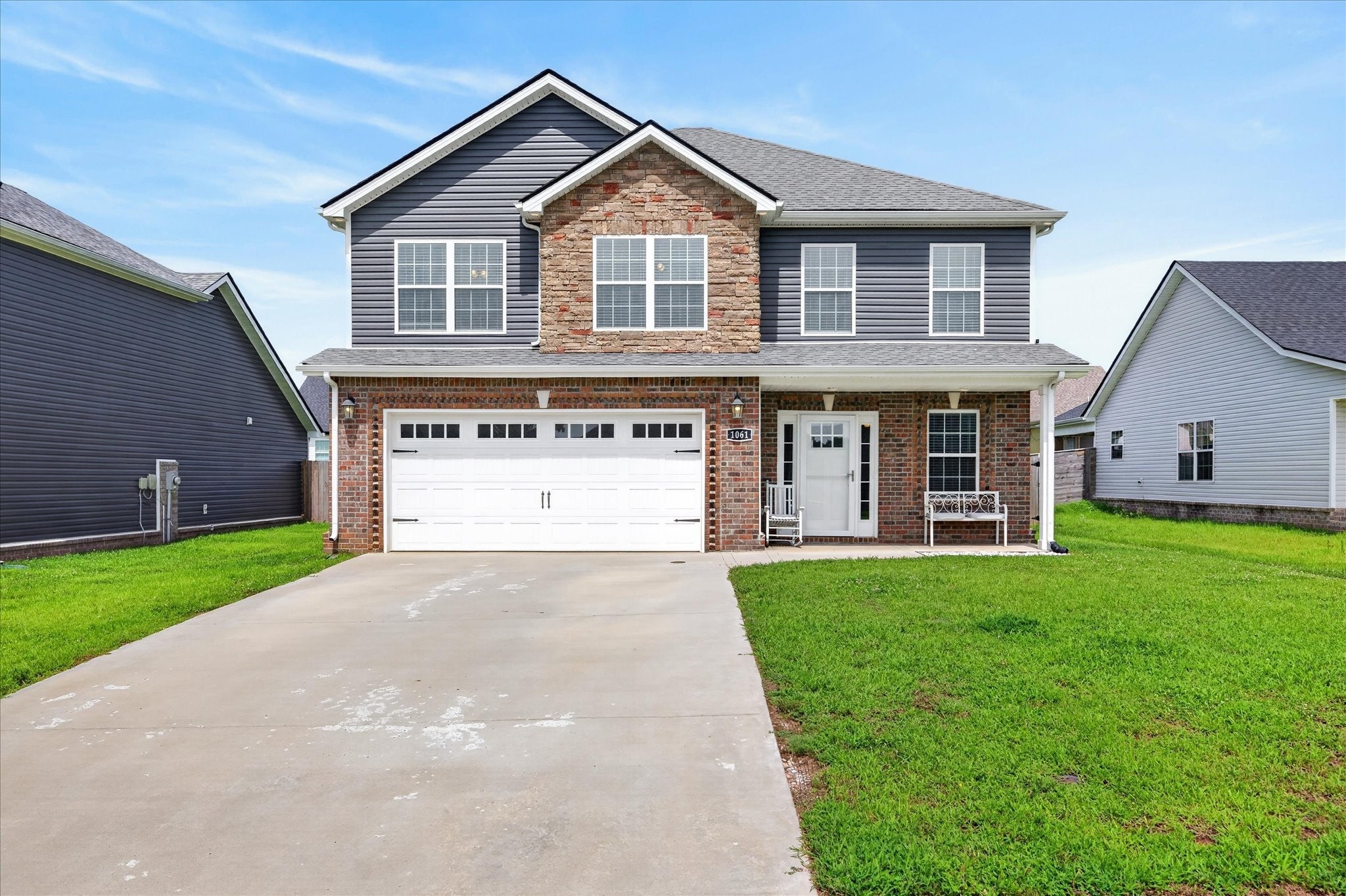 1061 Whitney Dr