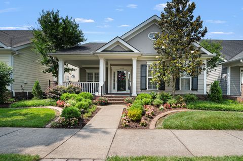 1926 Scarlett Dr Murfreesboro TN 37130
