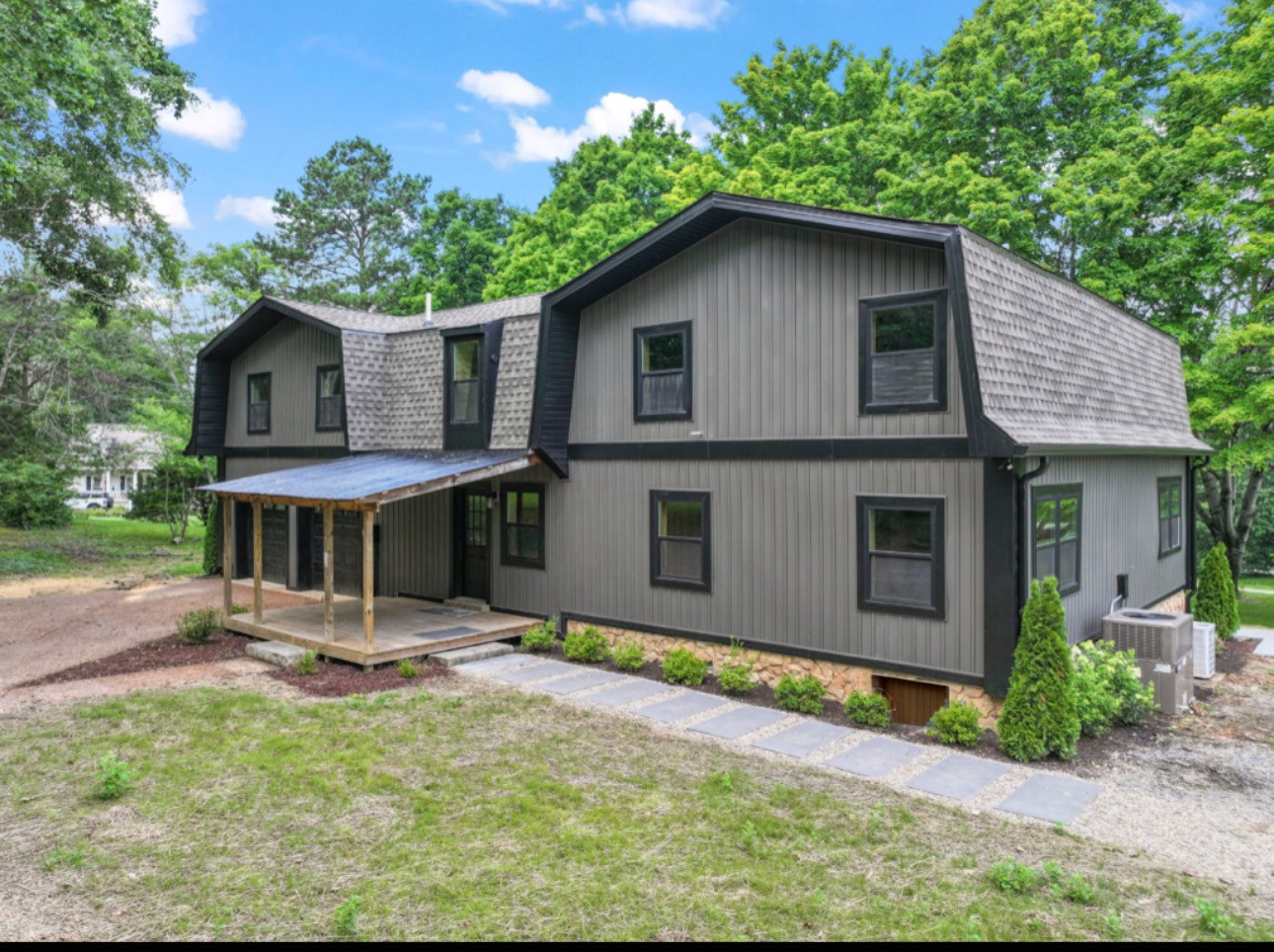 7121 Robinson Dr