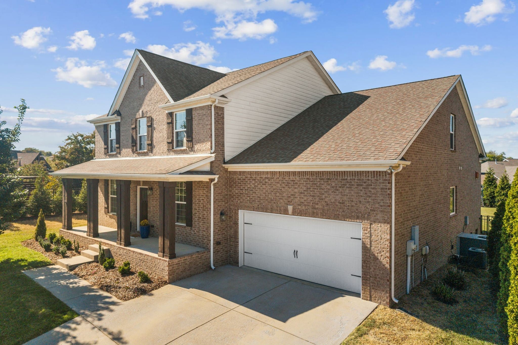 2013 Devonwood Ln