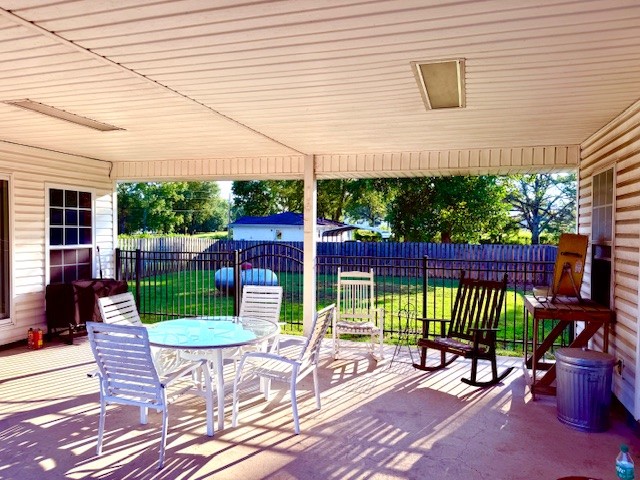 714 Howell Hill Rd