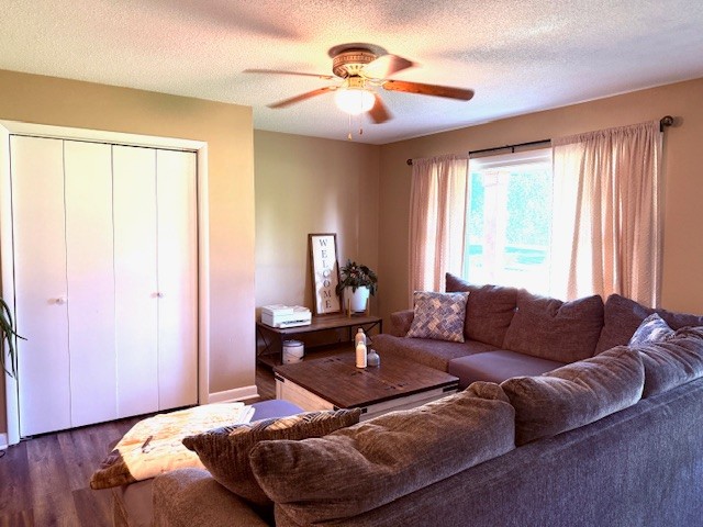 714 Howell Hill Rd