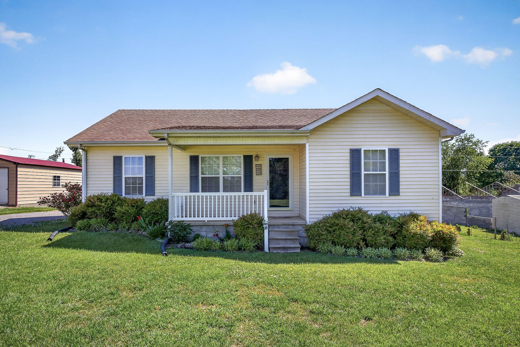 475 Webb Ln