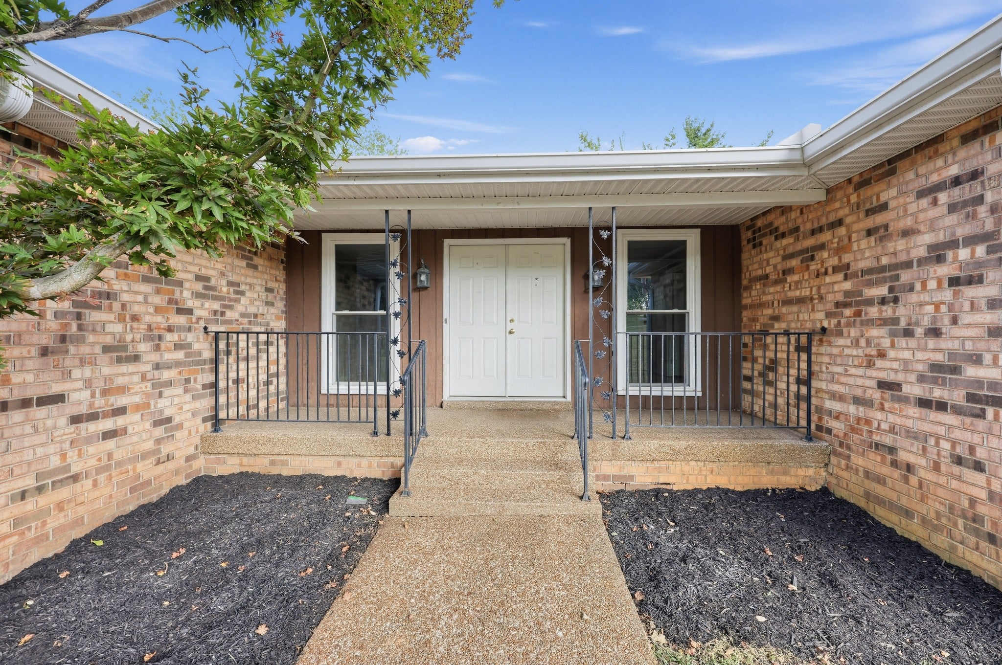 1103 Clearview Dr