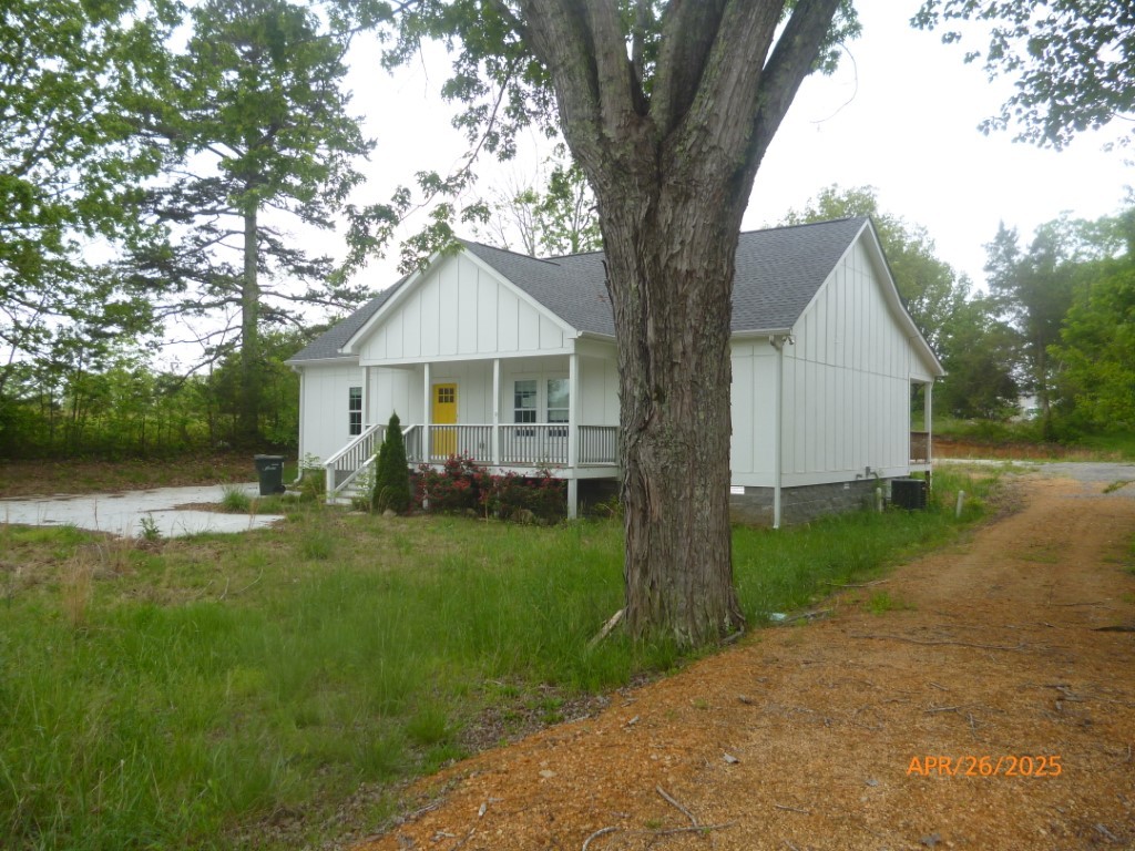 124 John Oliver Dr