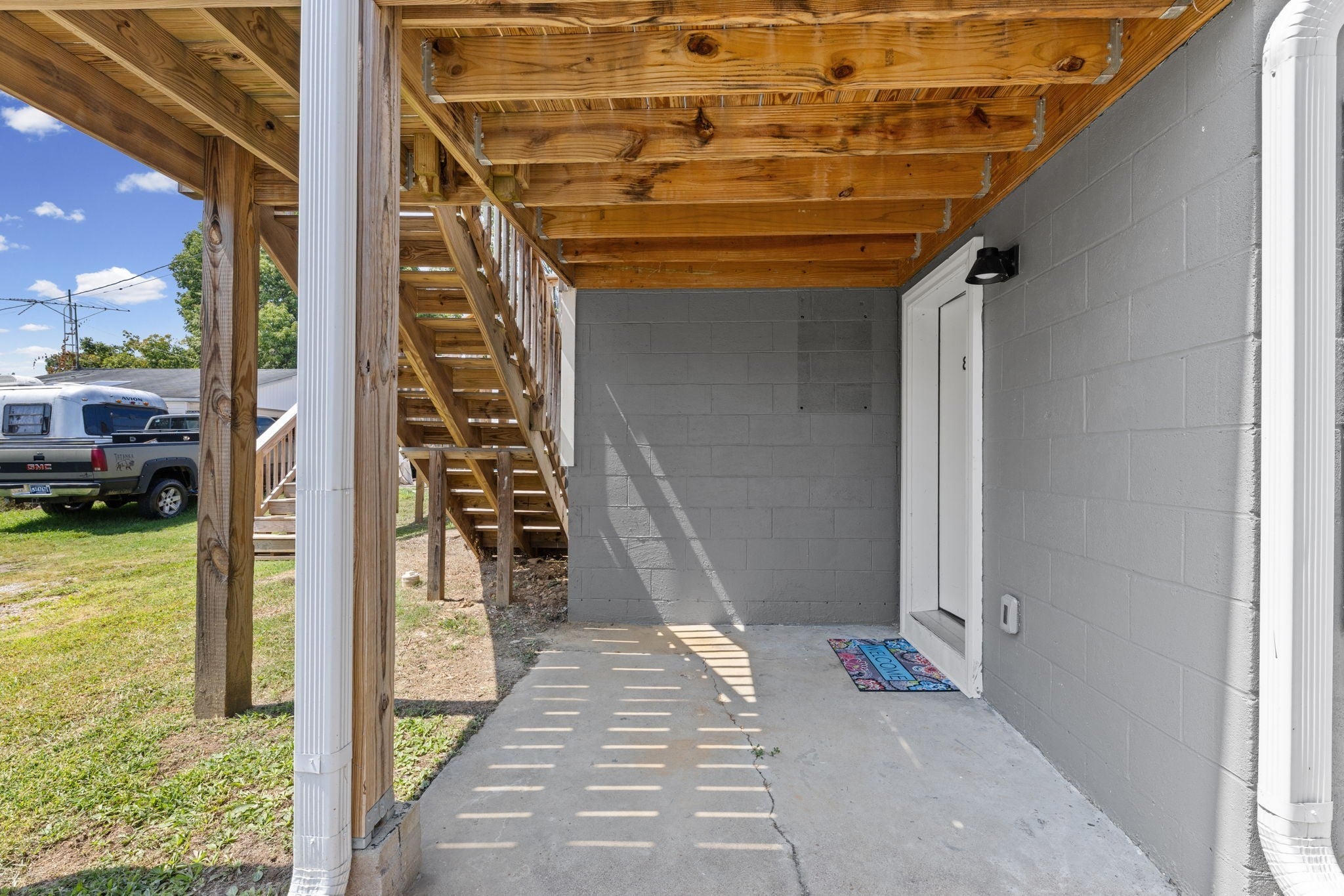 810 Woodmont Blvd