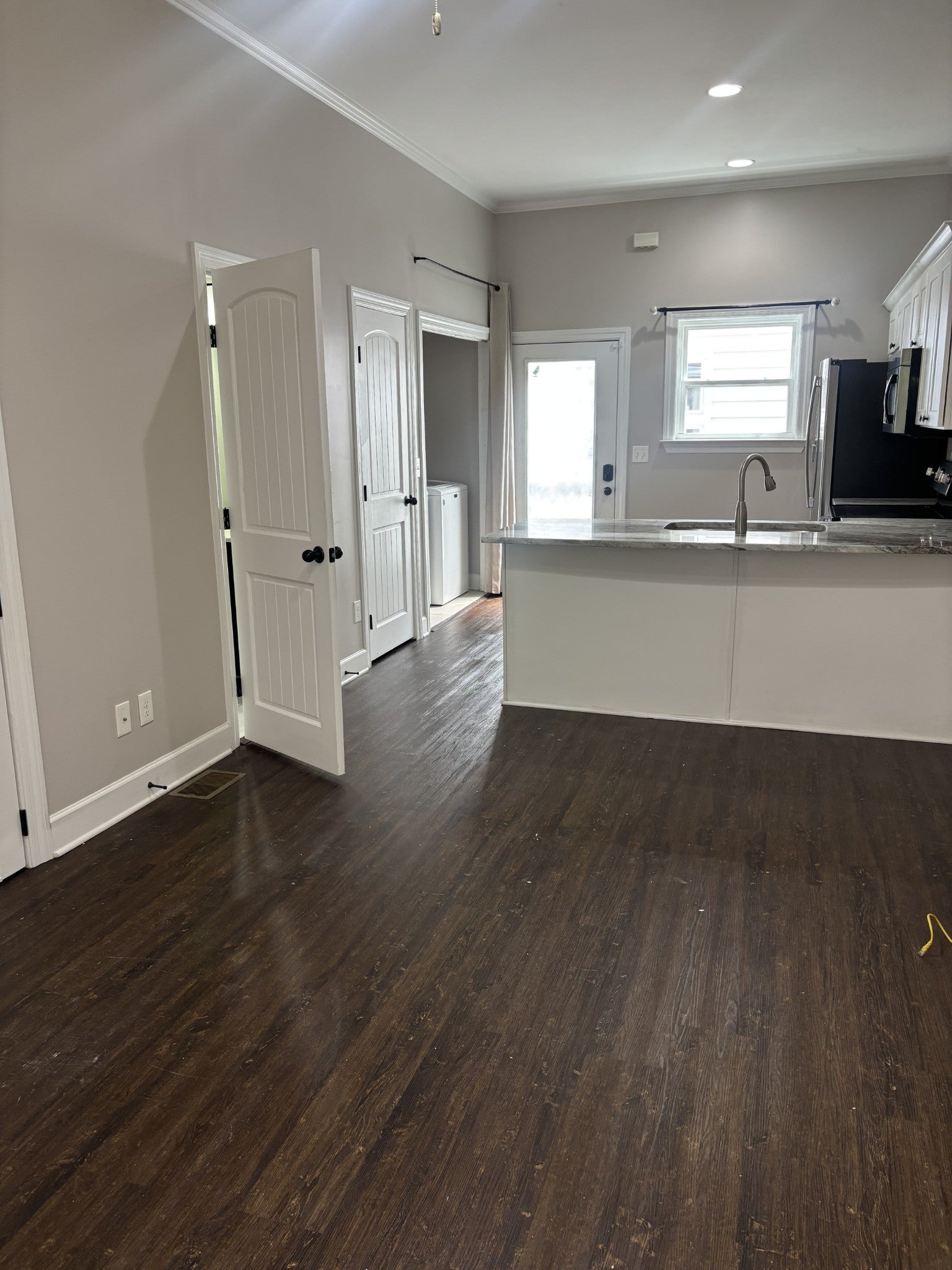 1020b 40th Ave N, Nashville TN 37209 2-bed condo, photo 4 of 20