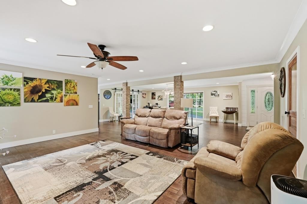 747 Timber Ln