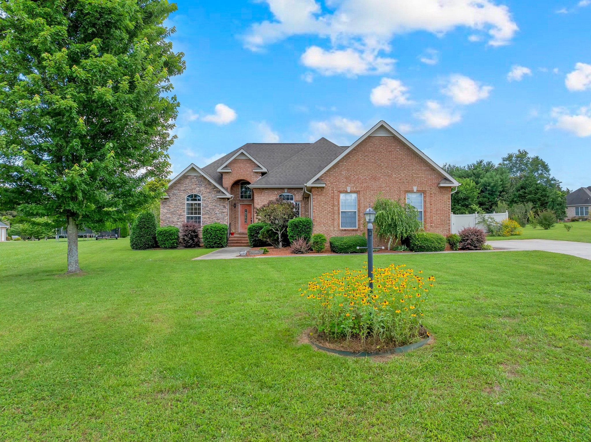 37 Pond Field Ct - Photo 2