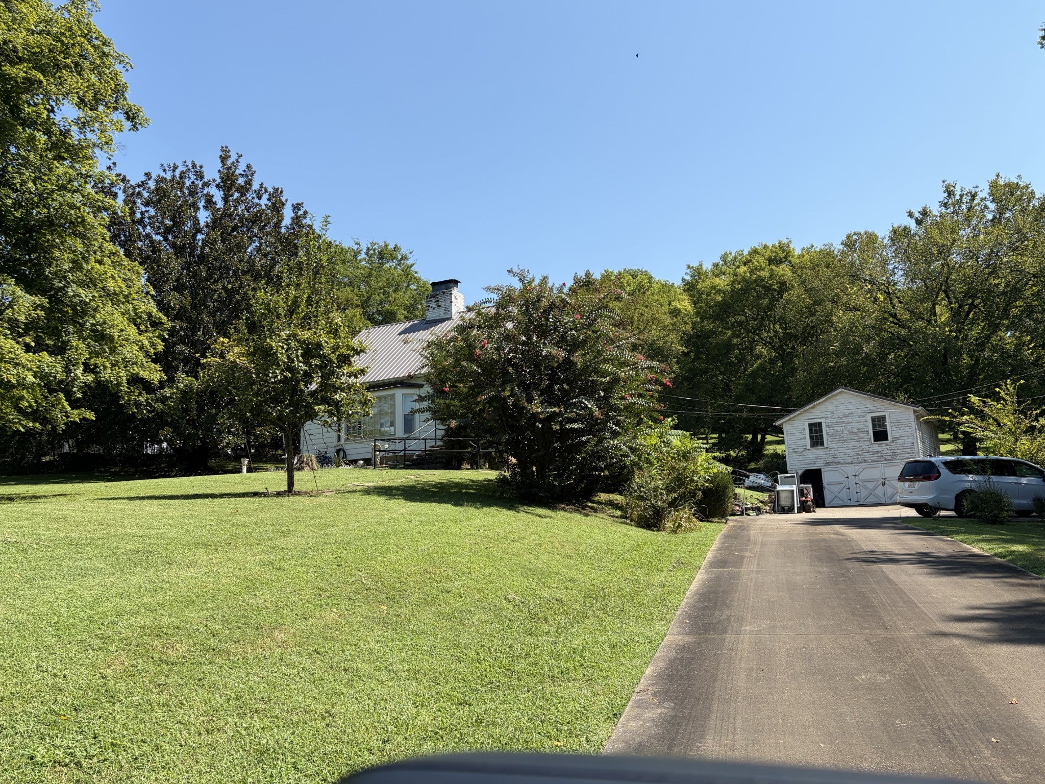 115 Sunset Dr