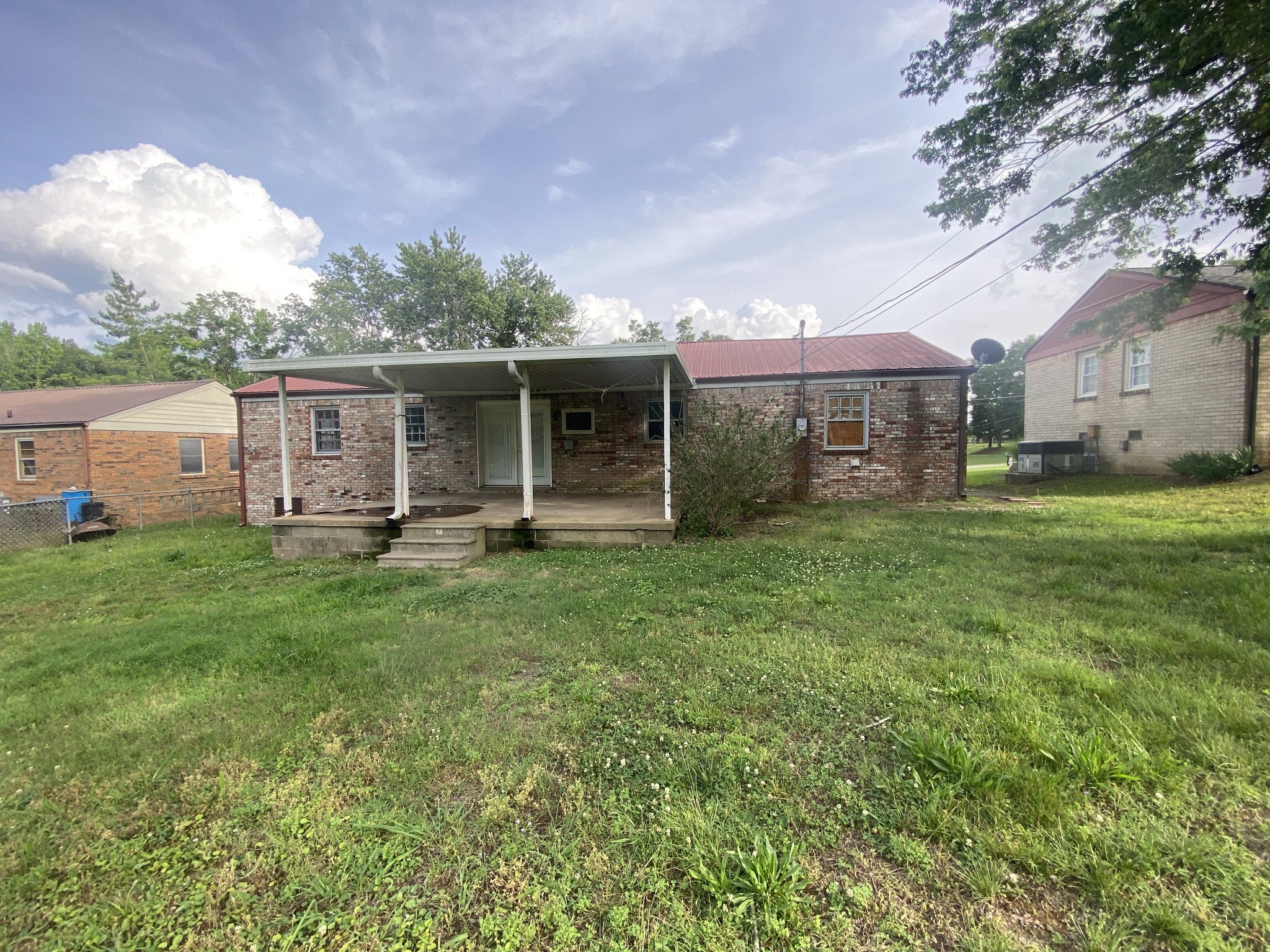 435 Ashe Ave
