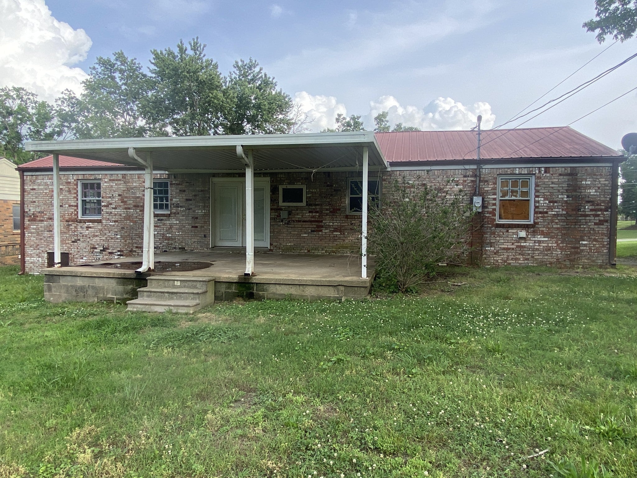 435 Ashe Ave
