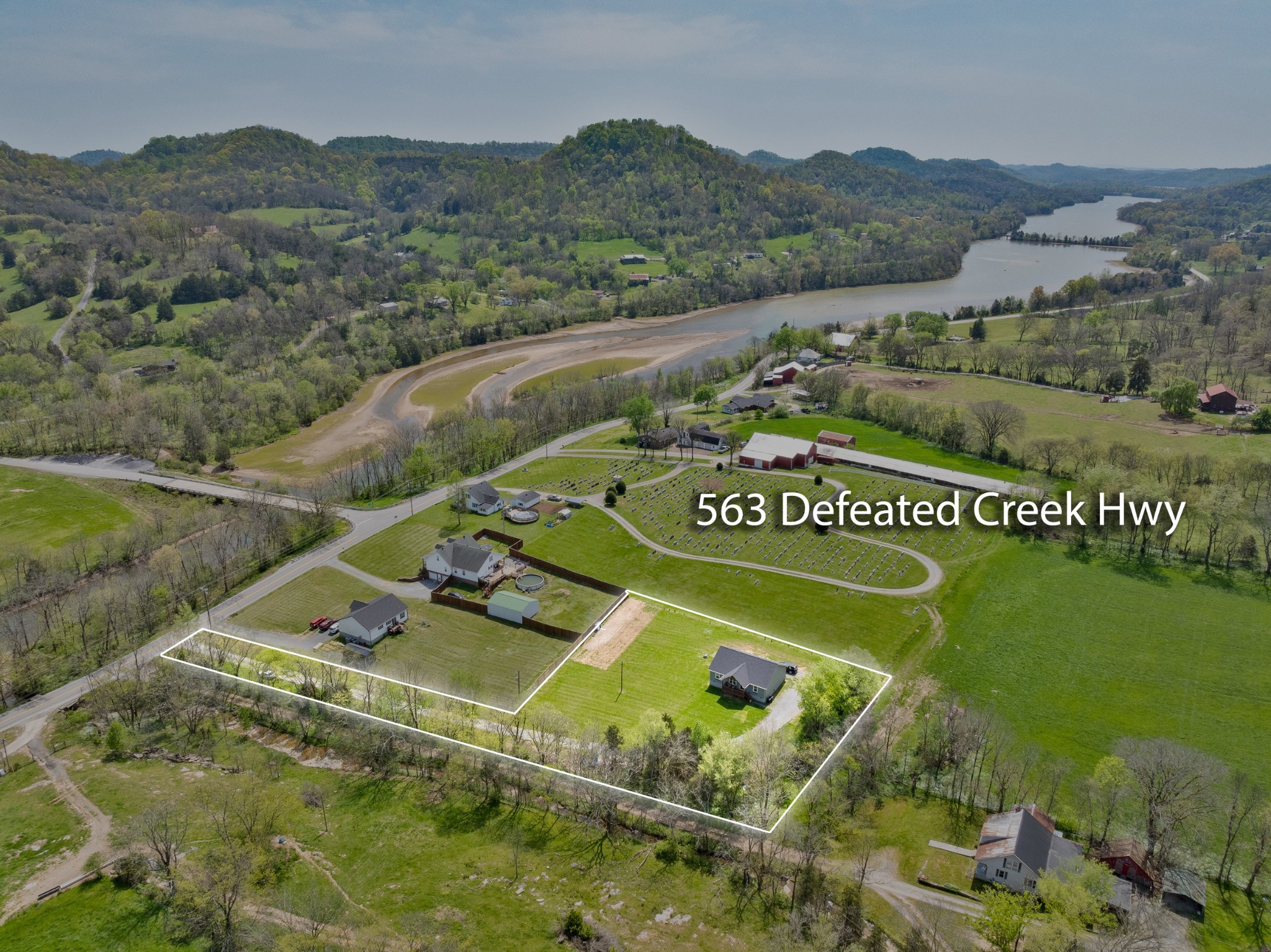 563 Defeated Creek Hwy