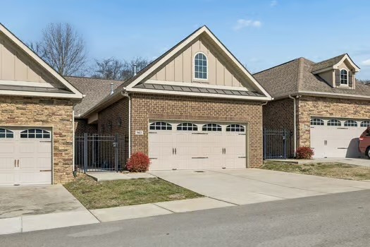 100 Placid Grove Ln 903