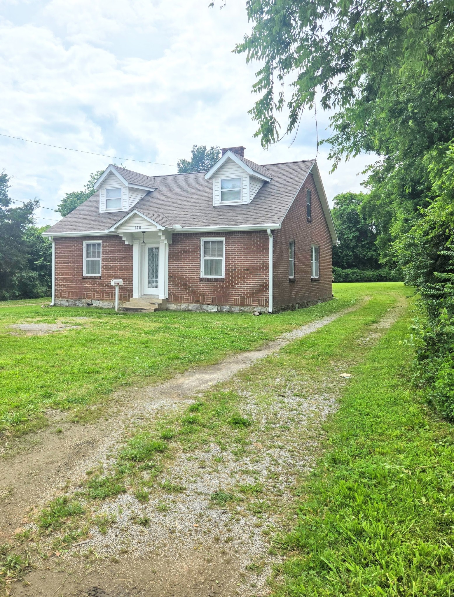 130 Walton Ferry Rd