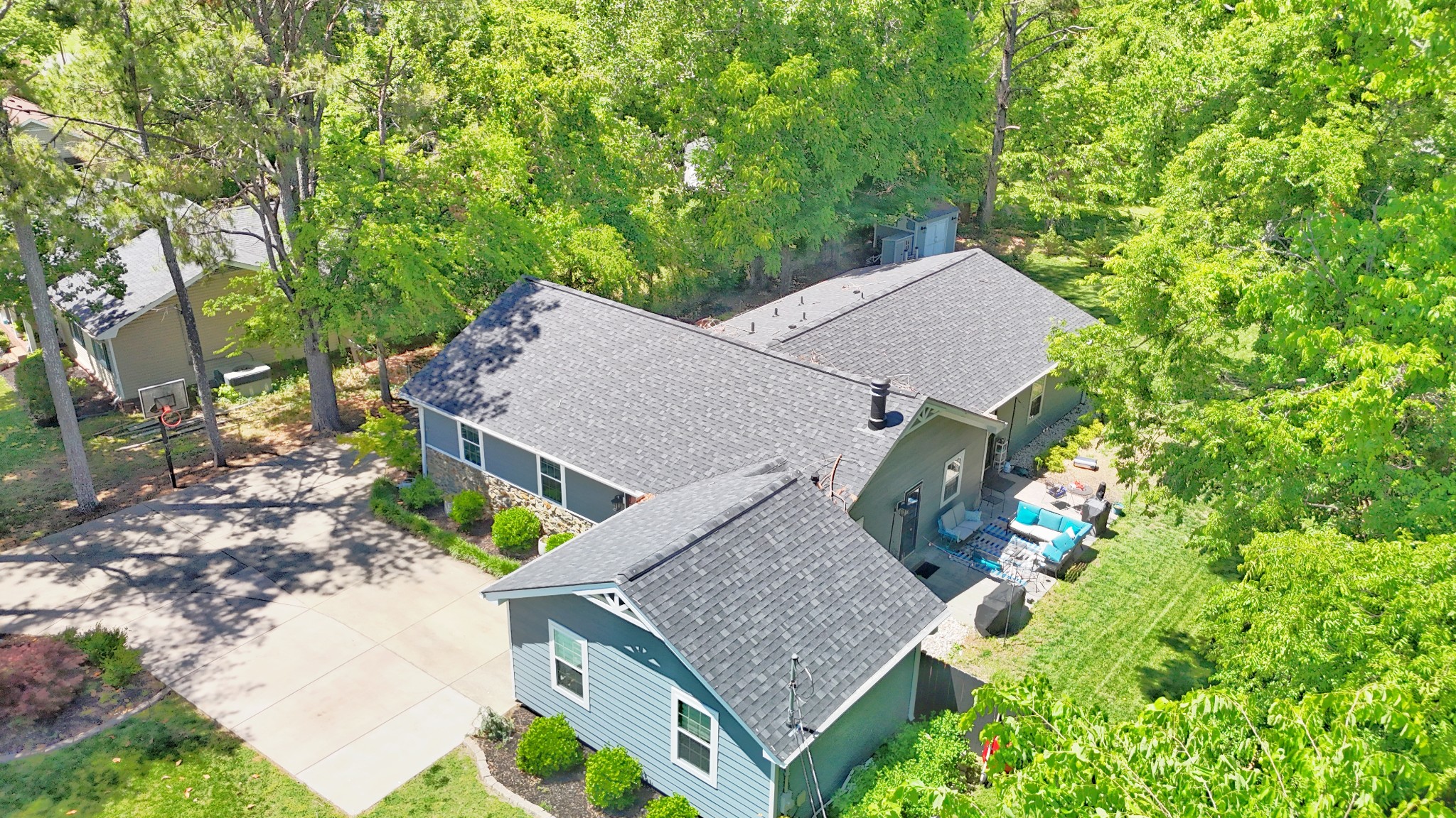 813 Stonebrook Blvd