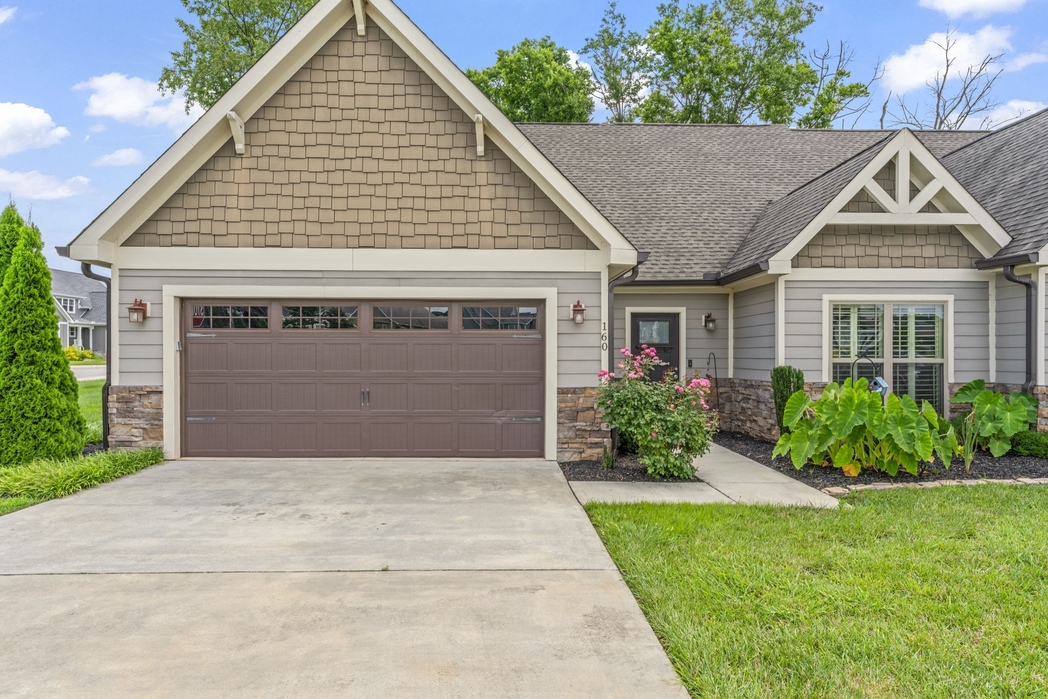 160 Anderton Dr