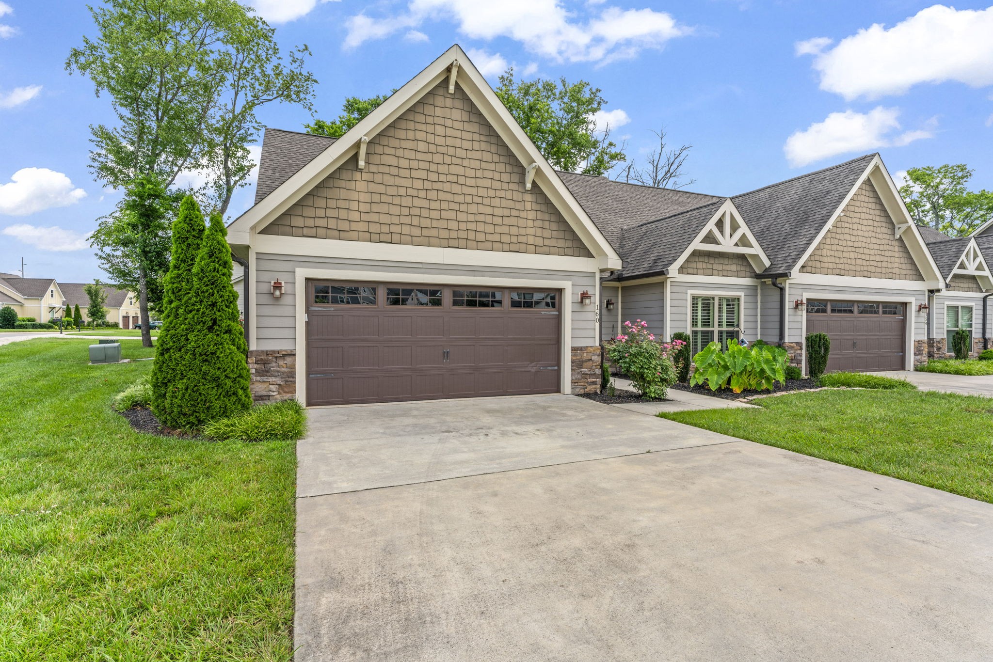 160 Anderton Dr