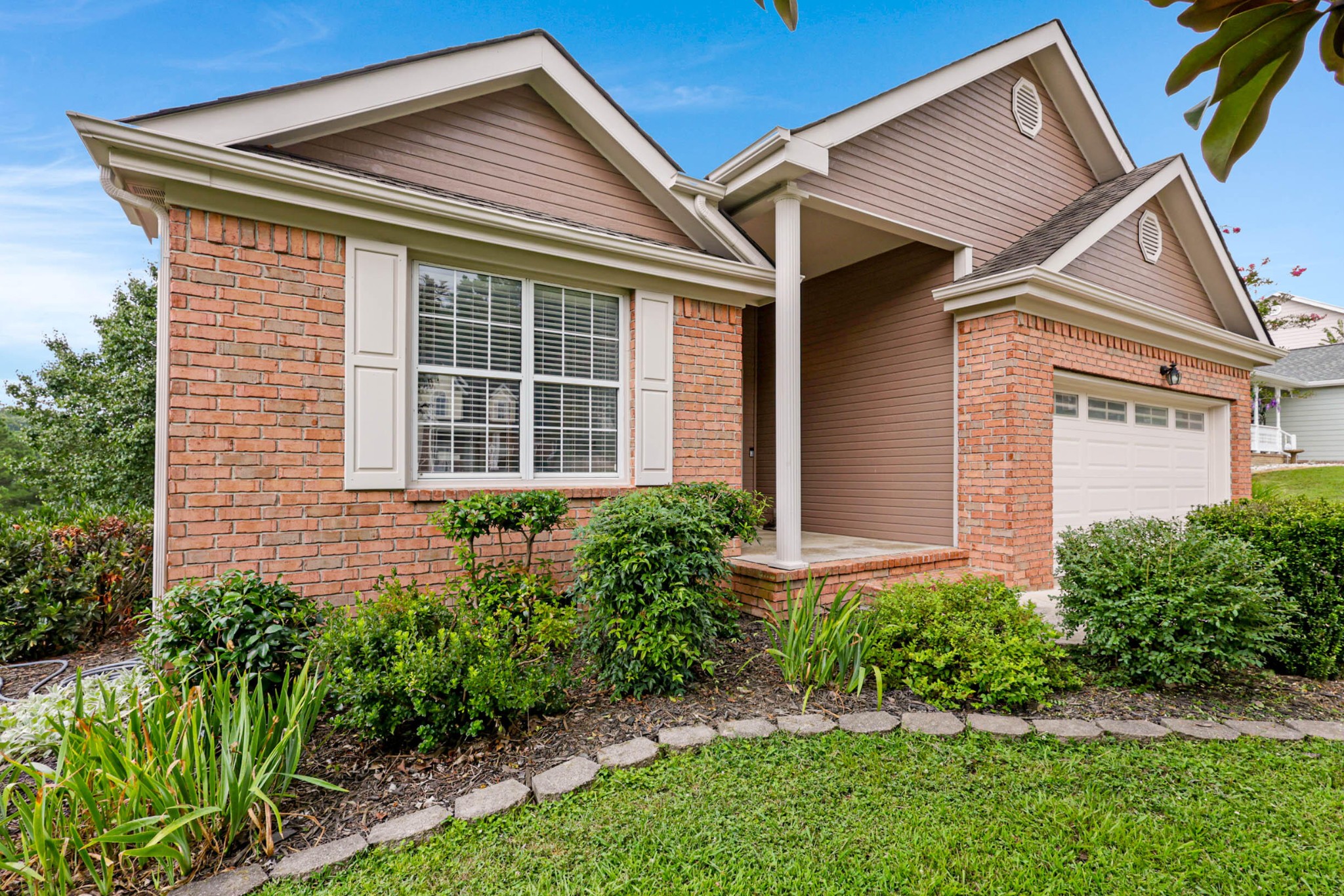 976 Fuller Glen Circle