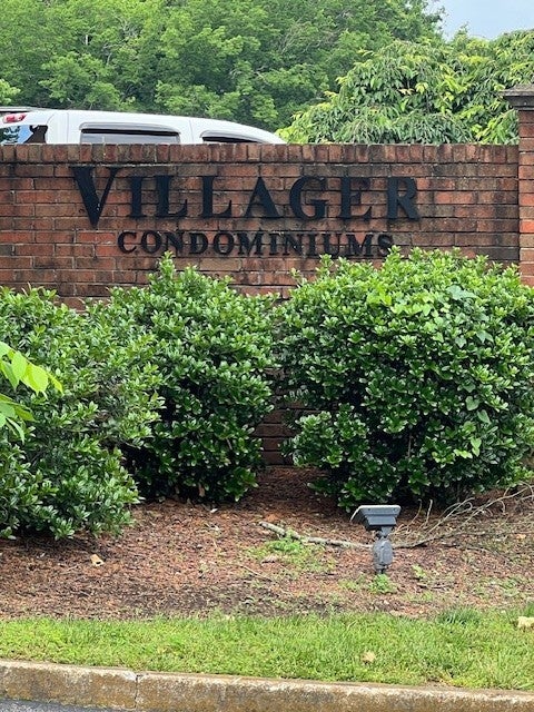 1.0-bed rental at 2601 Hillsboro Pike L 5