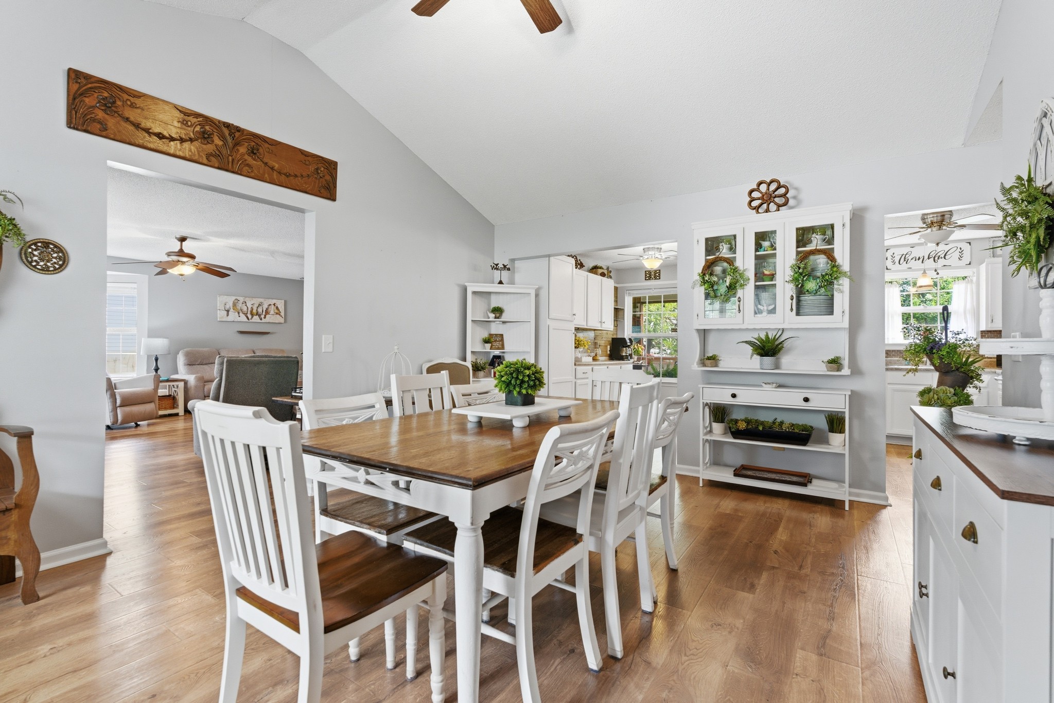 337 Lake Forest Dr