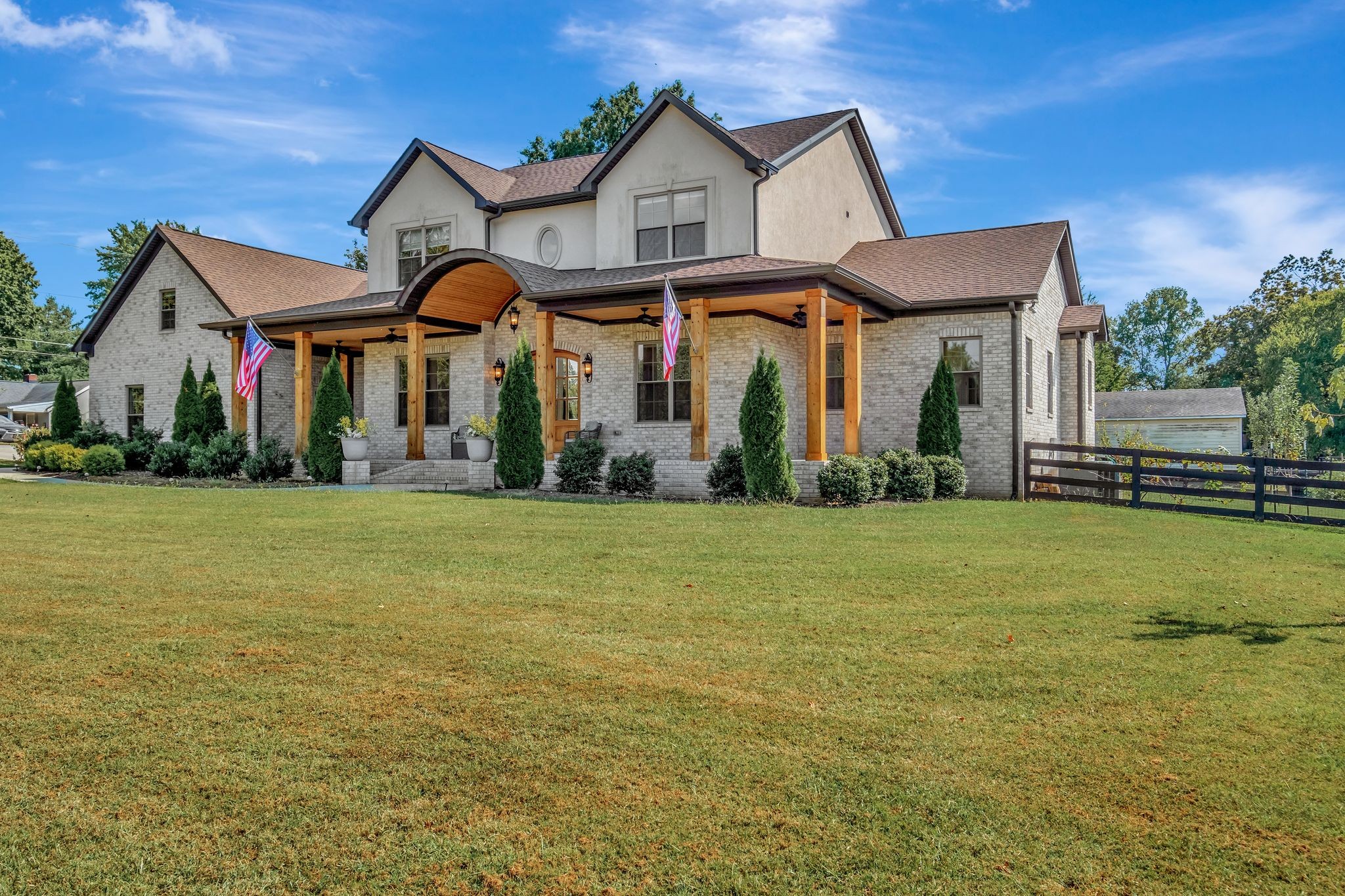 153 Riverwood Dr