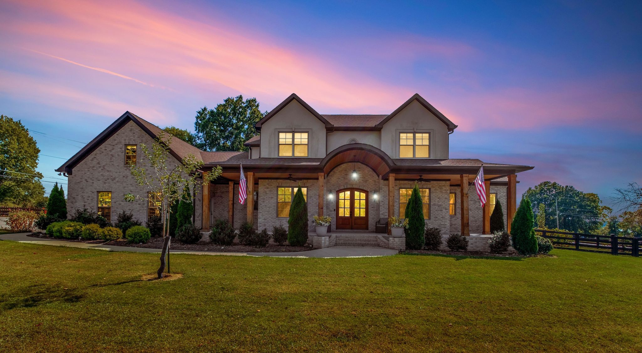 153 Riverwood Dr