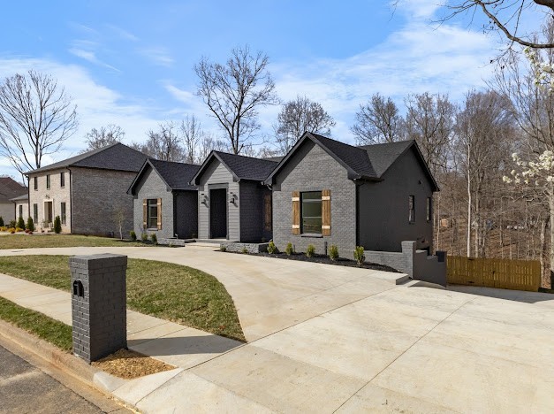 2549 Everwood Ct