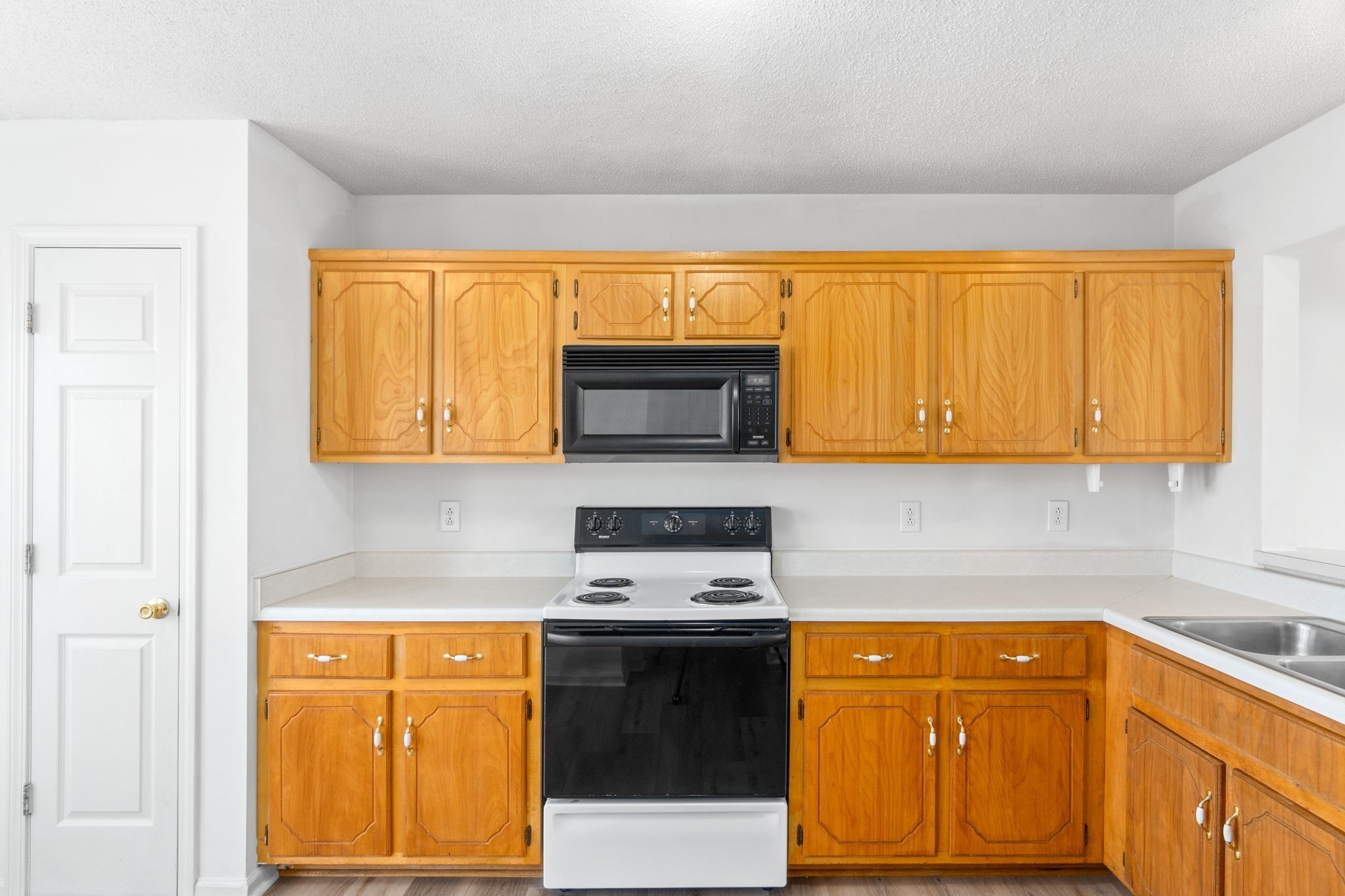 Oak Grove, Kentucky 42262, United States, 2 Bedrooms Bedrooms, ,2 BathroomsBathrooms,Residential,Active,105429