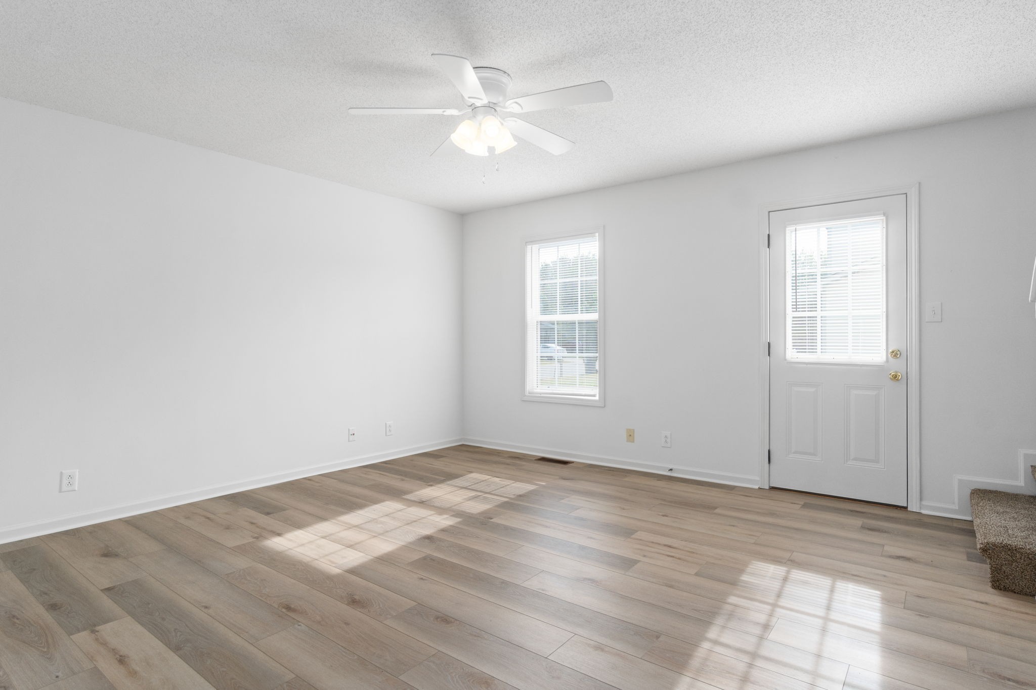 Oak Grove, Kentucky 42262, United States, 2 Bedrooms Bedrooms, ,2 BathroomsBathrooms,Residential,Active,105429