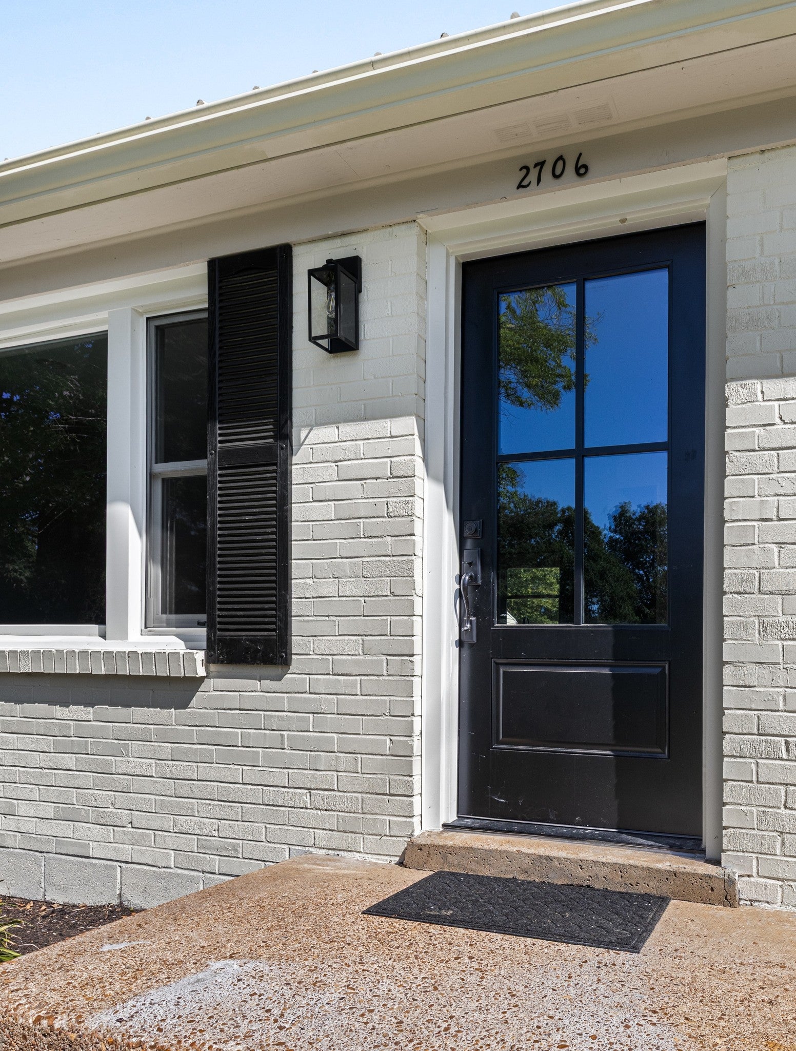 2706 Driftwood Dr