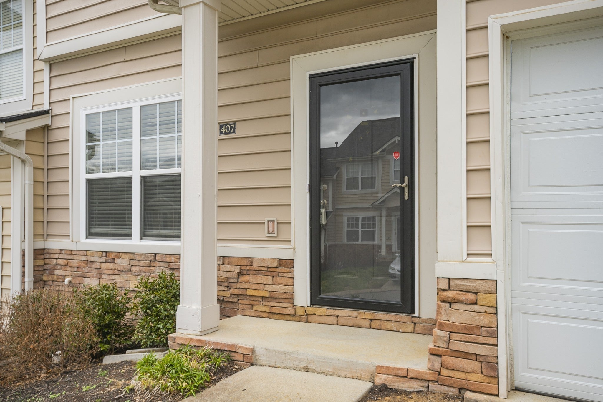 1515 Bridgecrest Drive 407, Antioch TN 37013 2-bed home, photo 2 of 43