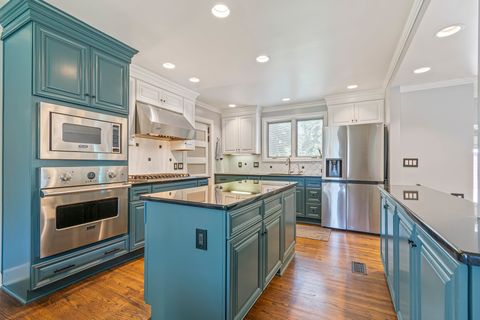 1135 Riverwood Dr Nashville TN 37216