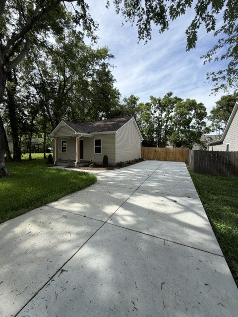 116 Nokes Dr - Photo 2