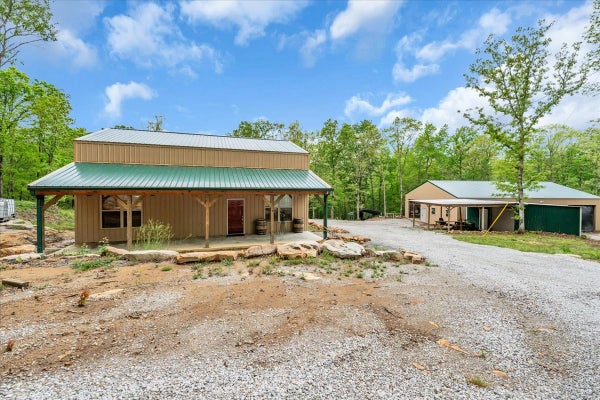 886 HUNTERS TRL, ALTAMONT, TN 37301 - Image b325f97b64d6bea122d0a4e18fe3e69c/1607054879