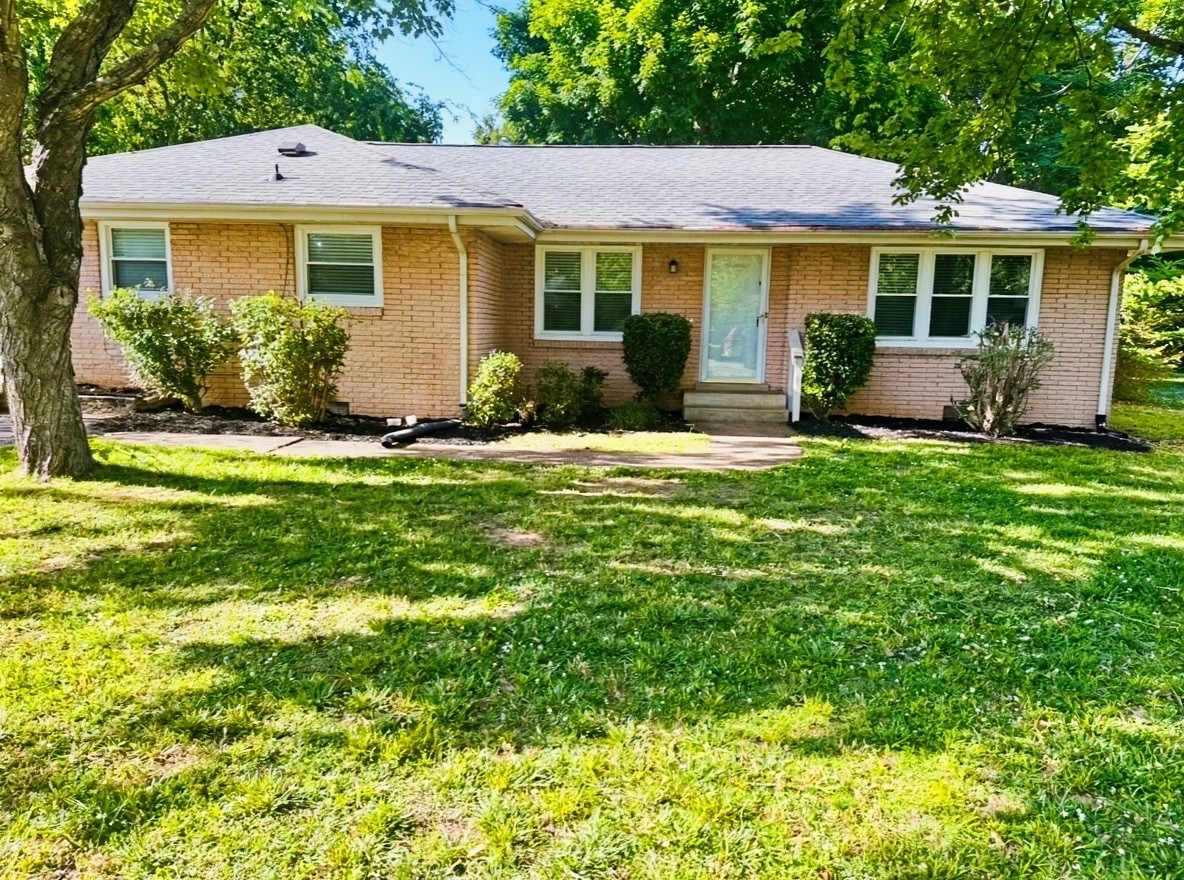 910 Glenwood Dr