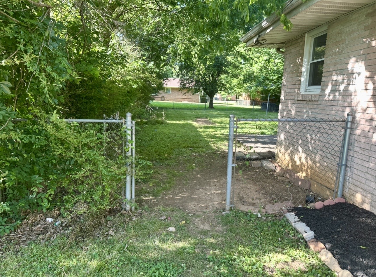 910 Glenwood Dr