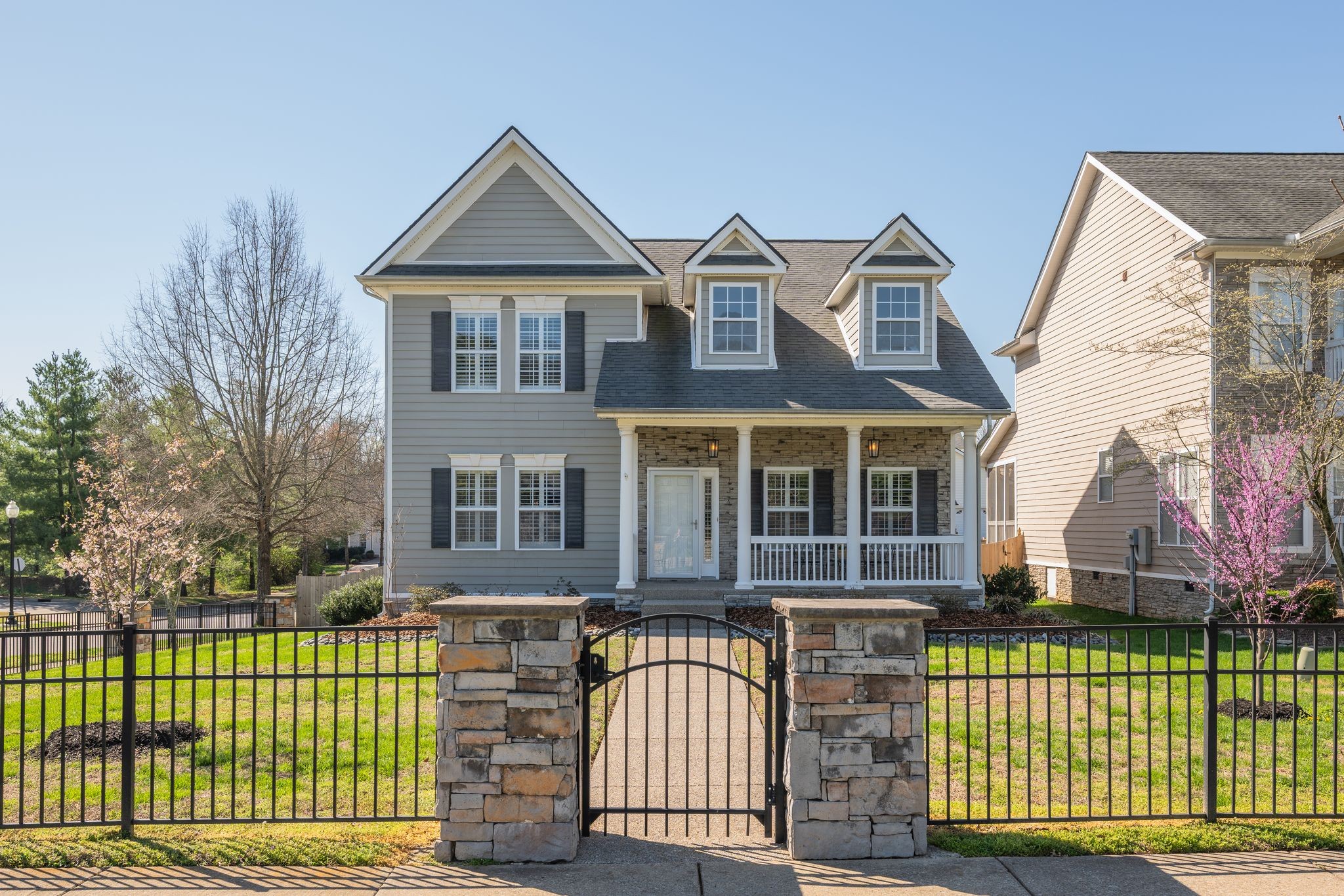 1377 Liberty Pike