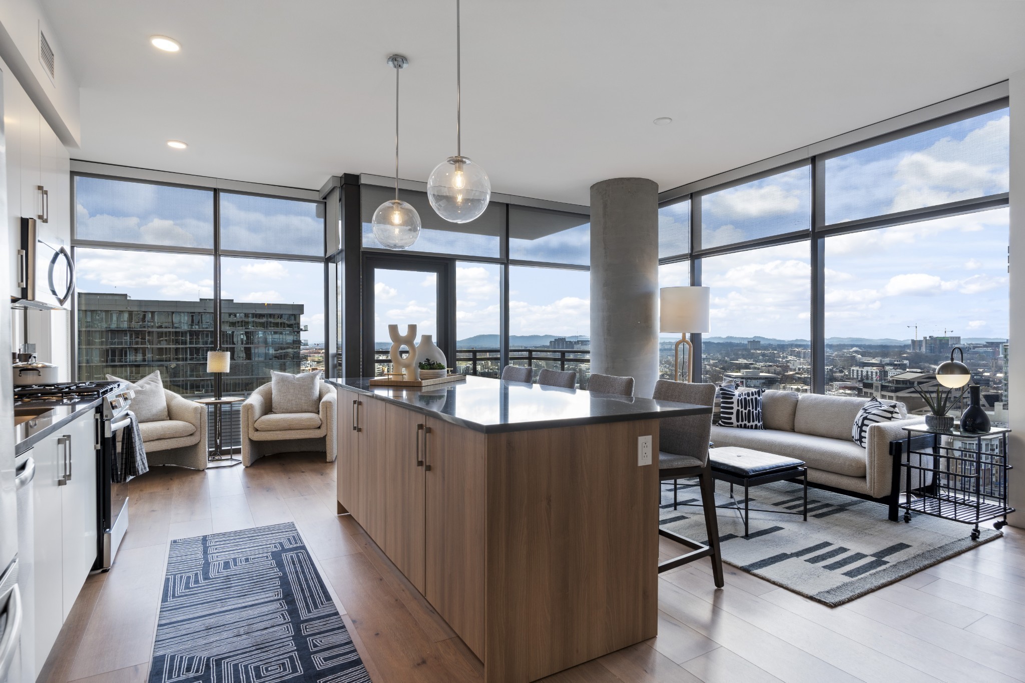 1212 Demonbreun St B2 (E)