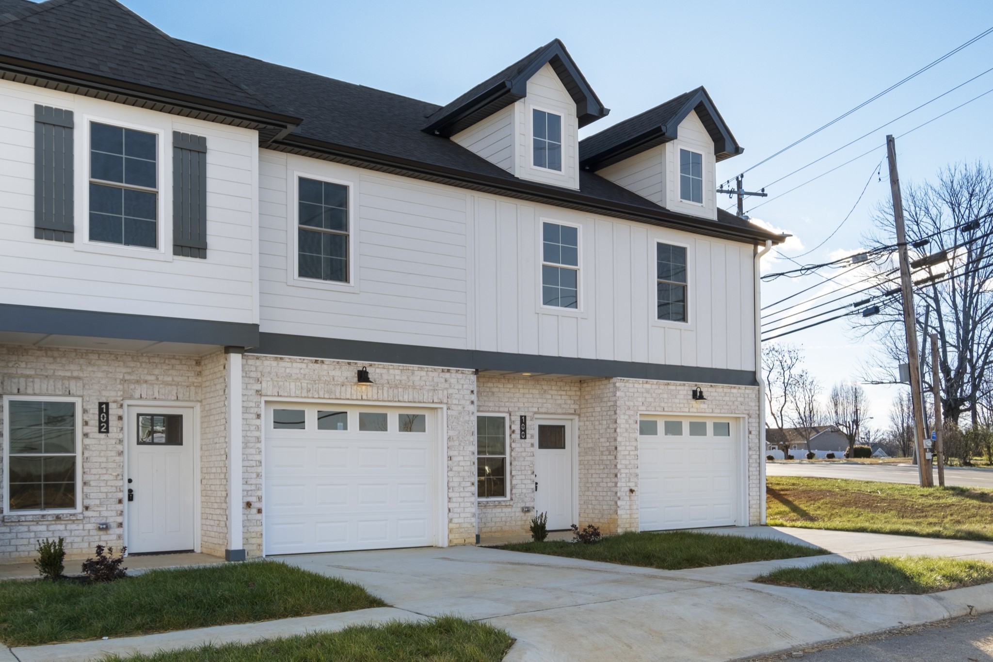 104 Maple View Dr