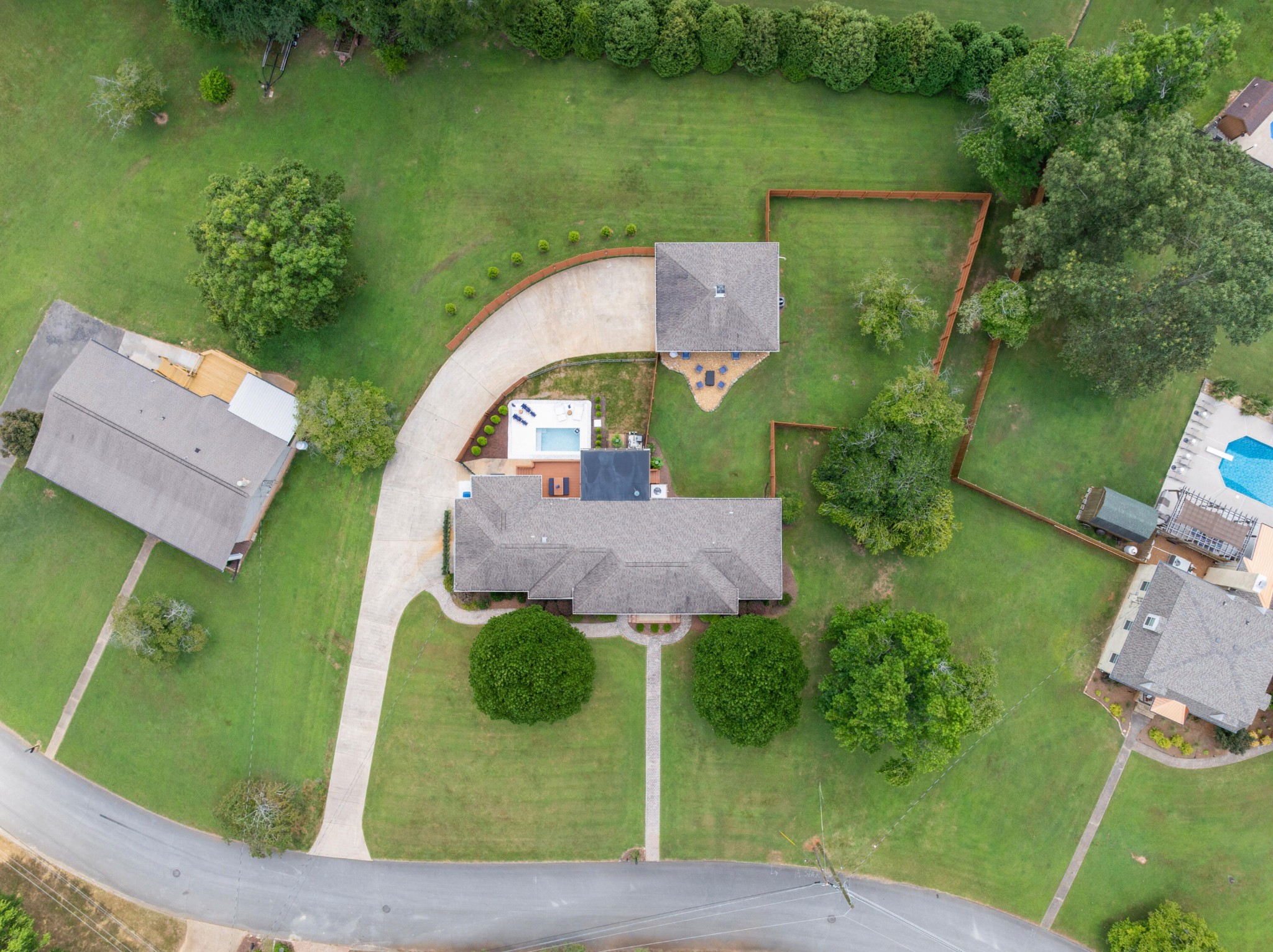 3351 Oak Burr Drive