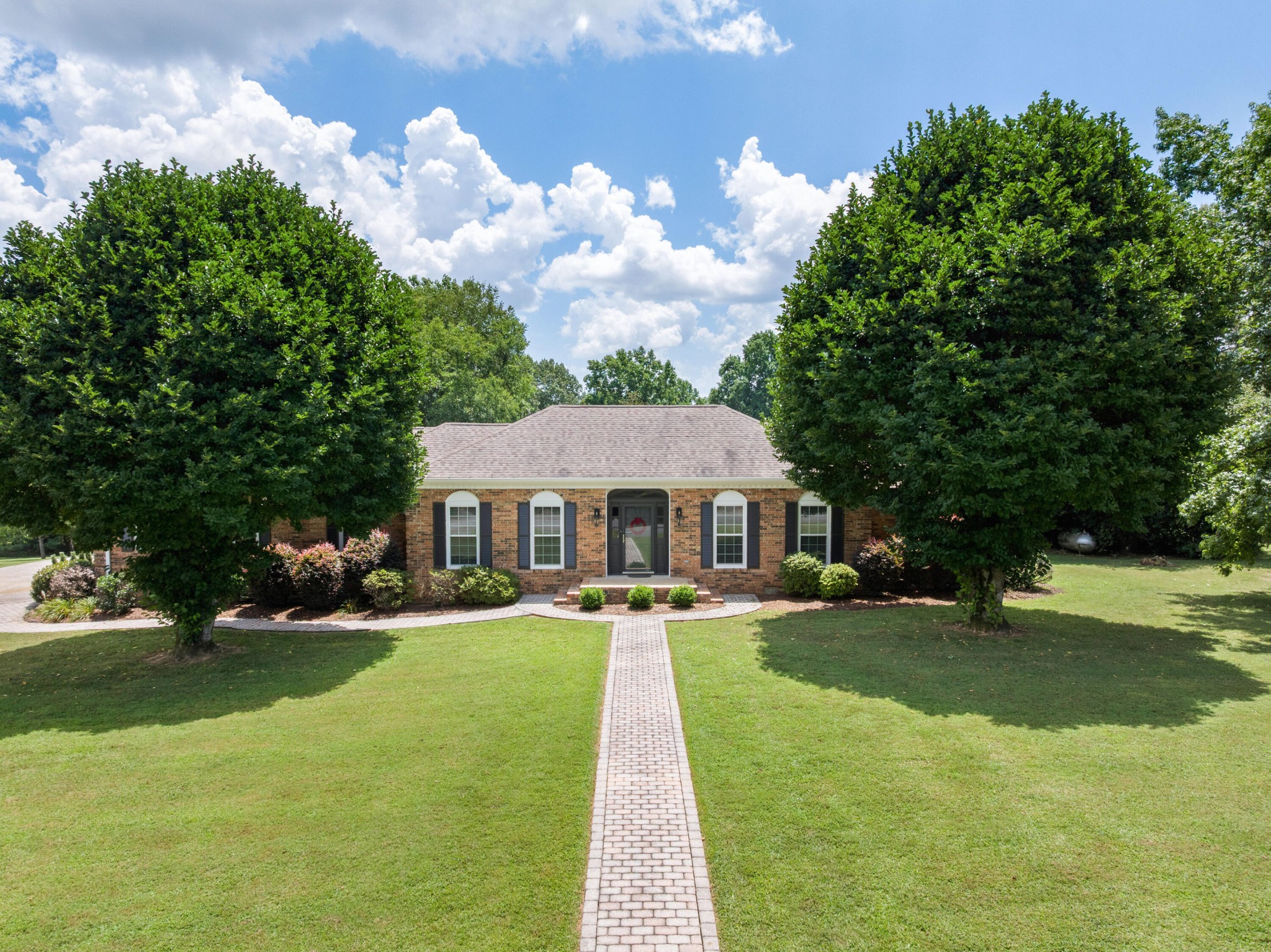 3351 Oak Burr Drive