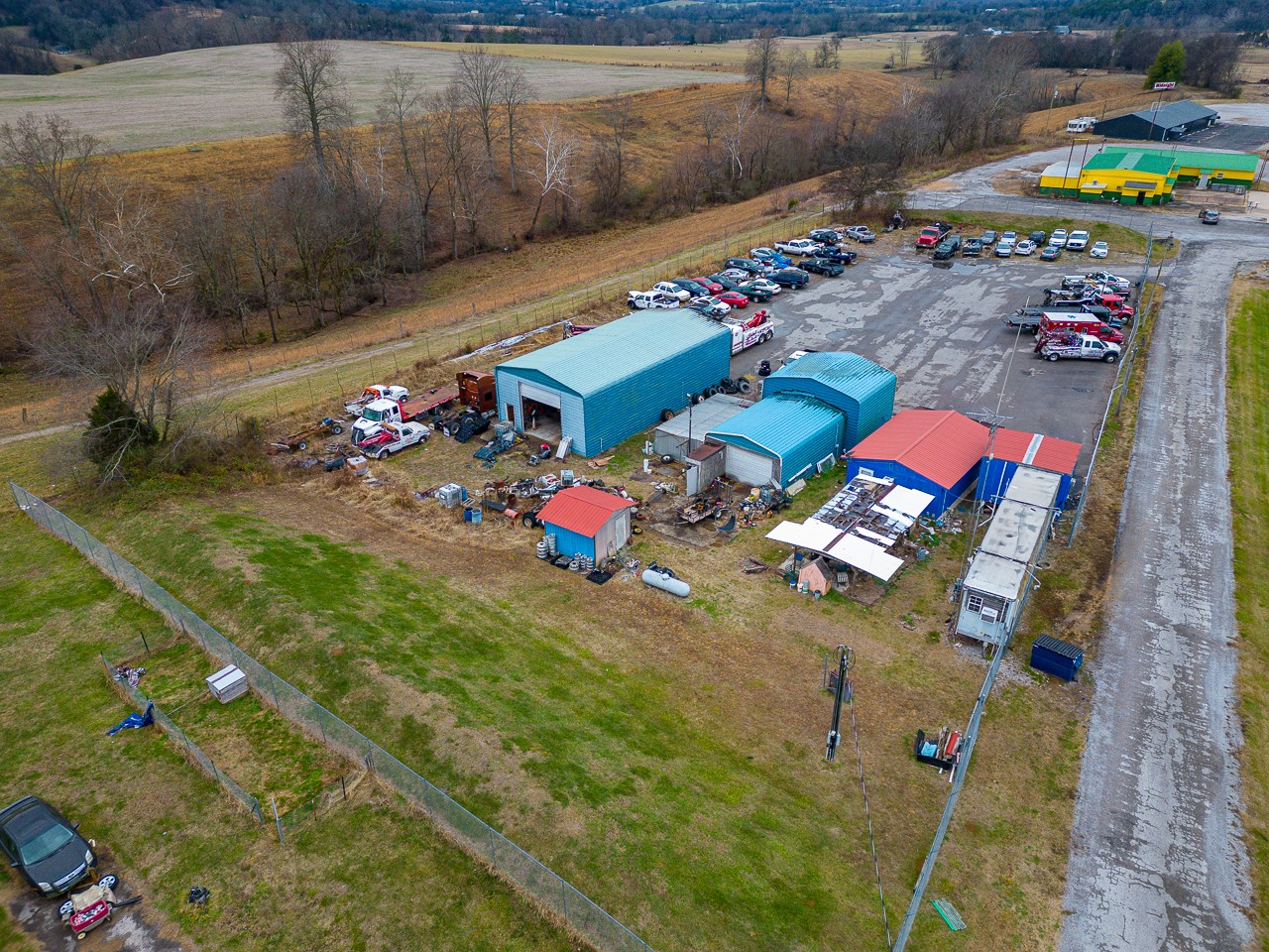 9122 Lewisburg Hwy