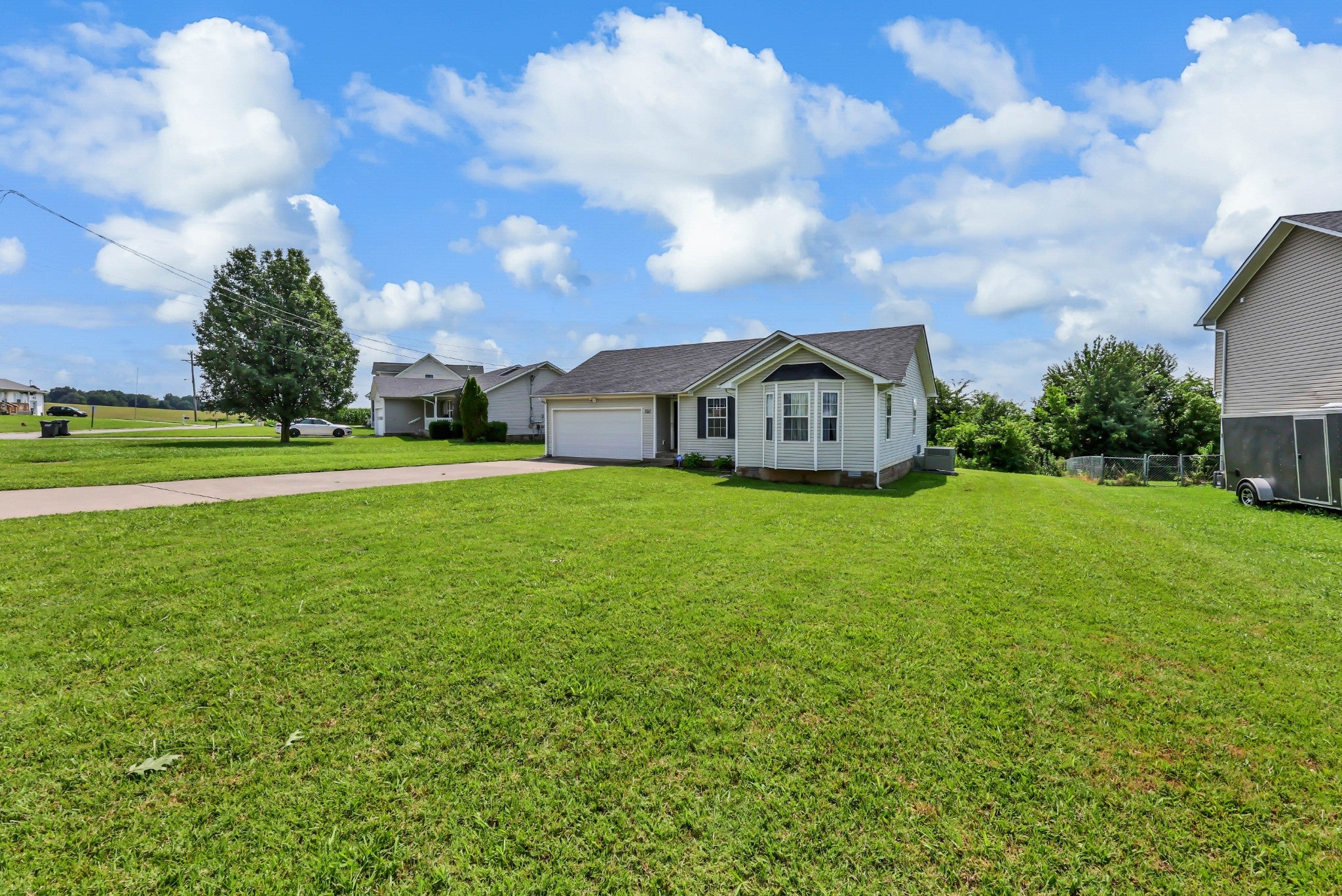 707 Shetland Dr