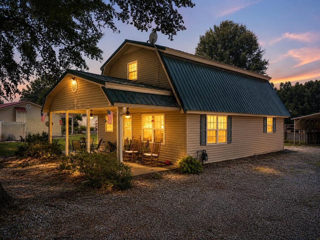 104 Rickman Dr
