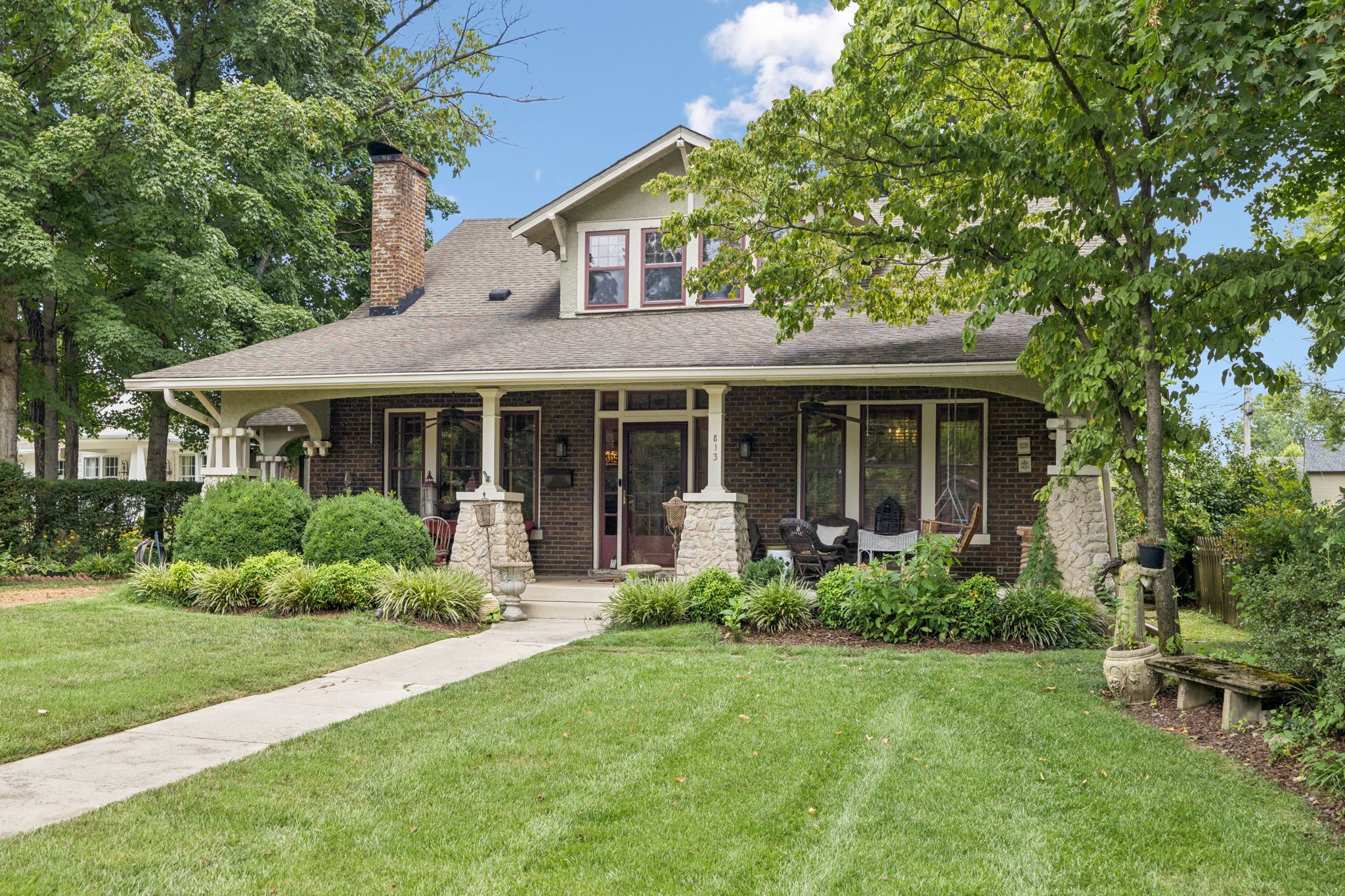 813 Barrow Ct