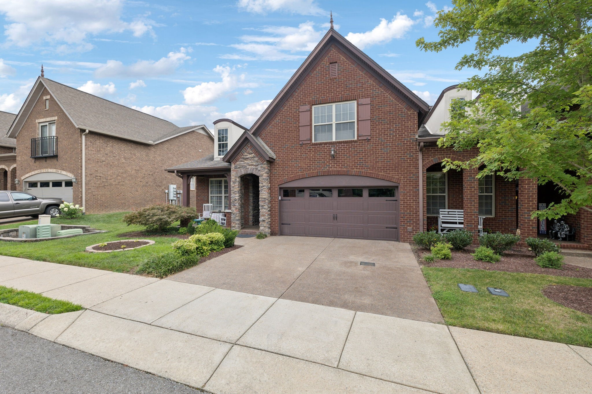 125 Village Cir