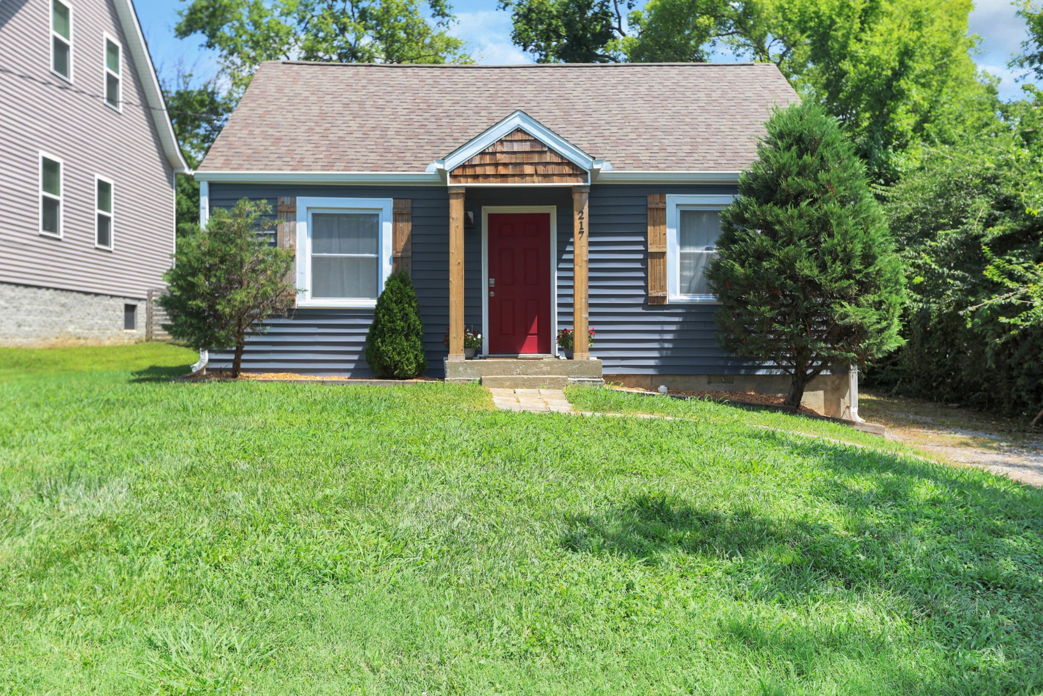 Photo 1 of 23 — 217 Wiley St, Madison, TN 37115